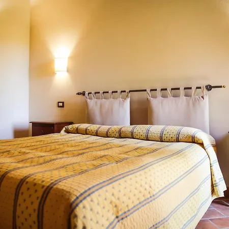 Agriturismo La Vecchia Quercia Montemerano Exterior photo